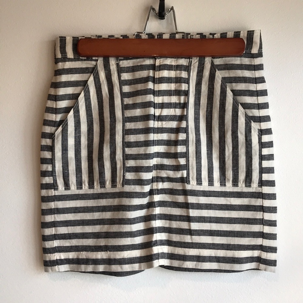 Black & white striped Madewell Mini skirt.